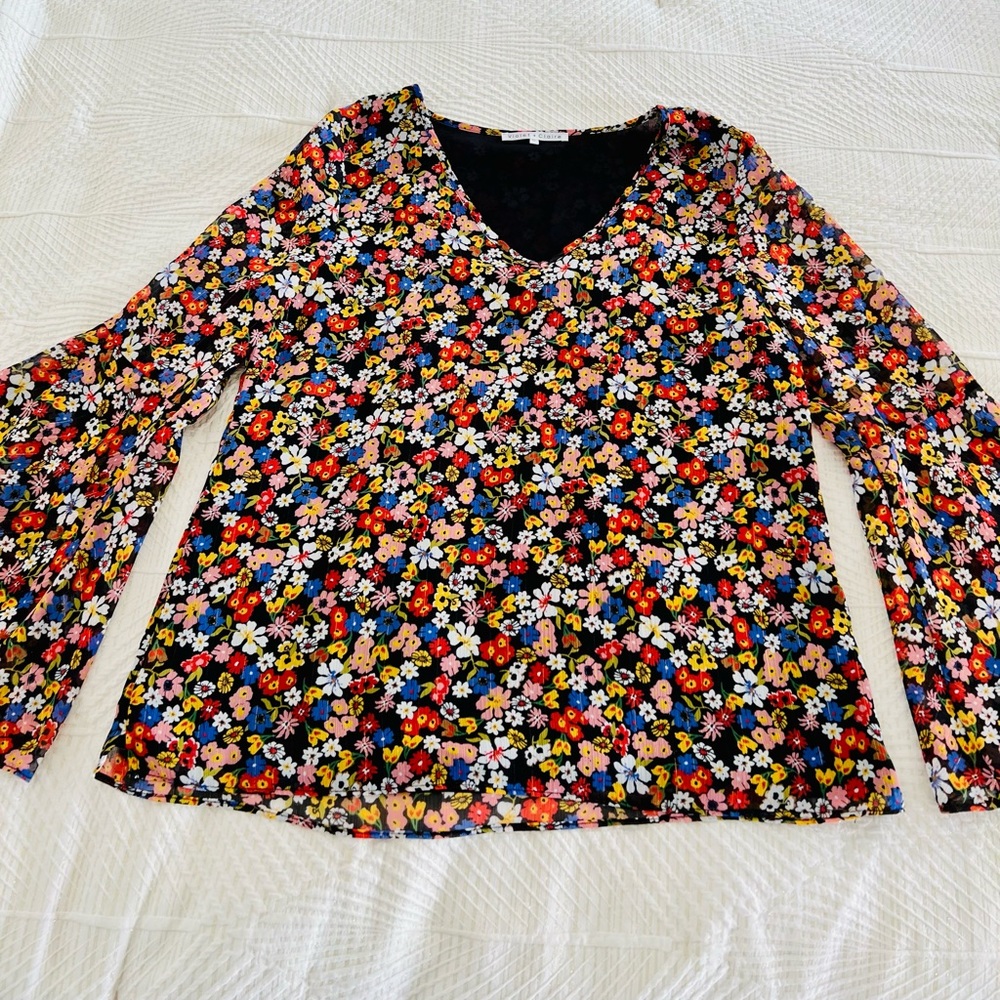 Violet + Claire Floral Long Sleeve Blouse